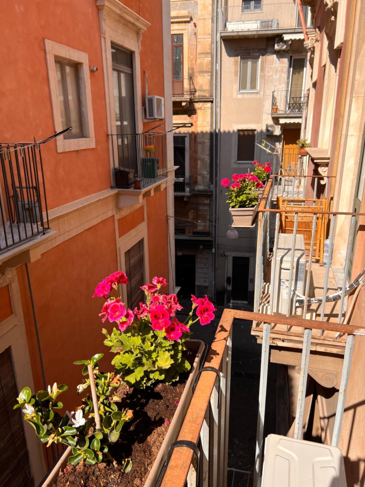 Welcome Catania Bagian luar foto